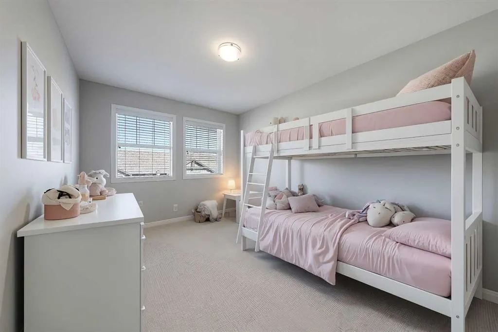 1086 Williamstown Boulevard NW, #401