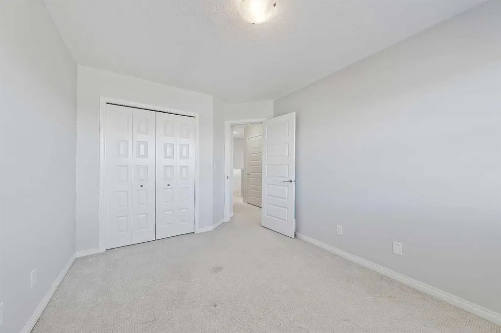 1086 Williamstown Boulevard NW, #401