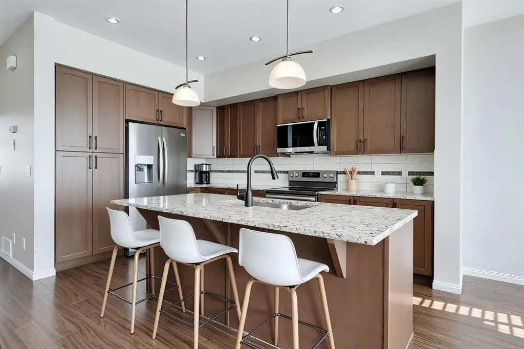 1086 Williamstown Boulevard NW, #401