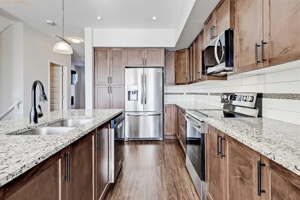 1086 Williamstown Boulevard NW, #401