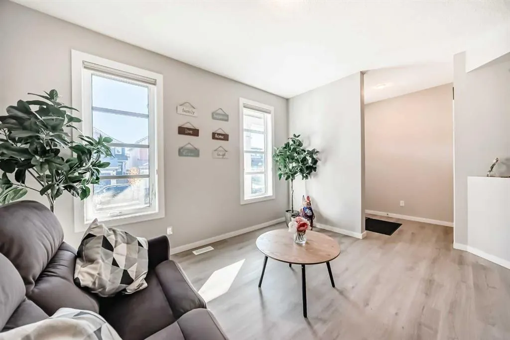 81 Savanna Link NE