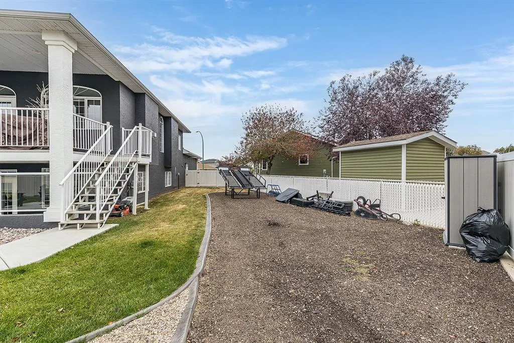 15 Turner Close SE