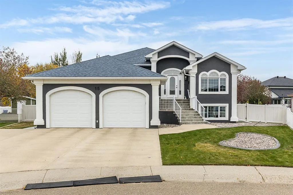 15 Turner Close SE