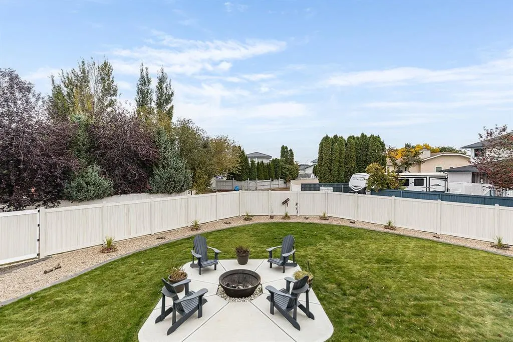 15 Turner Close SE