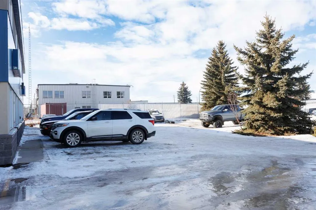 8121 49 Avenue Close, #1,2, 3