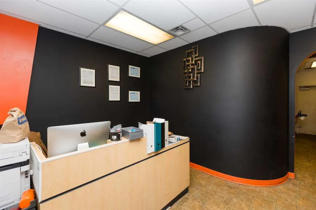 8121 49 Avenue Close, #1,2, 3