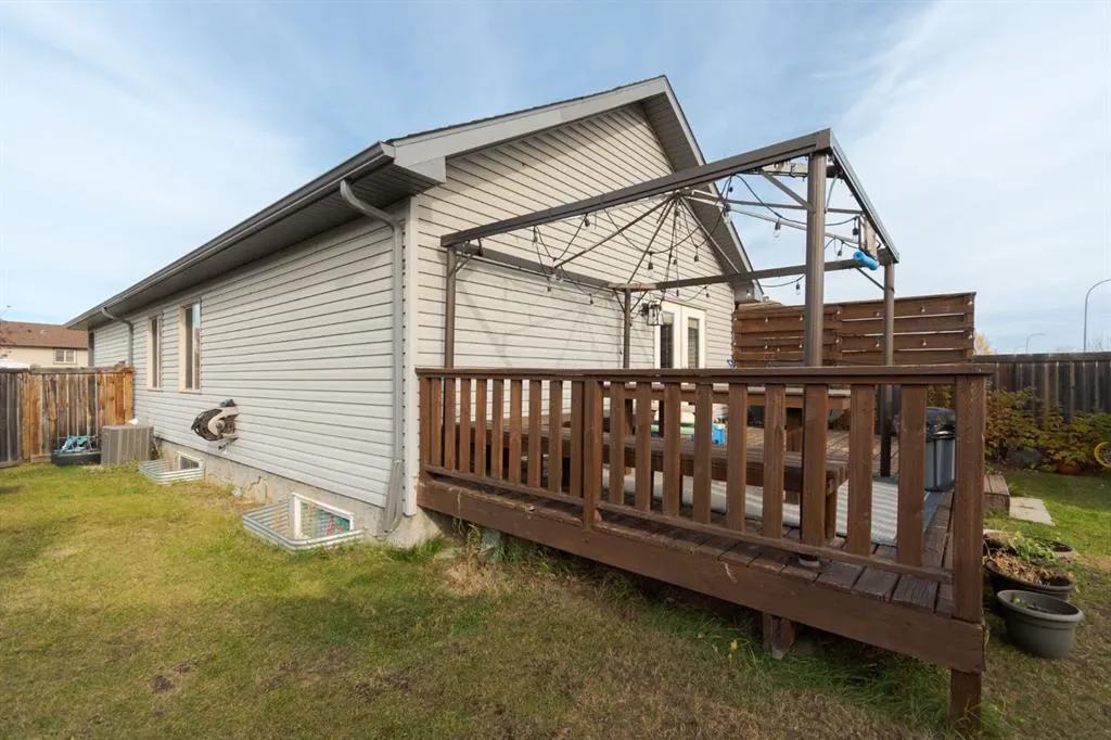 168 Hawthorn Way