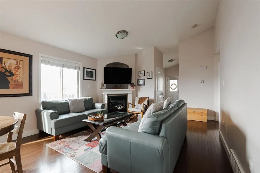 168 Hawthorn Way