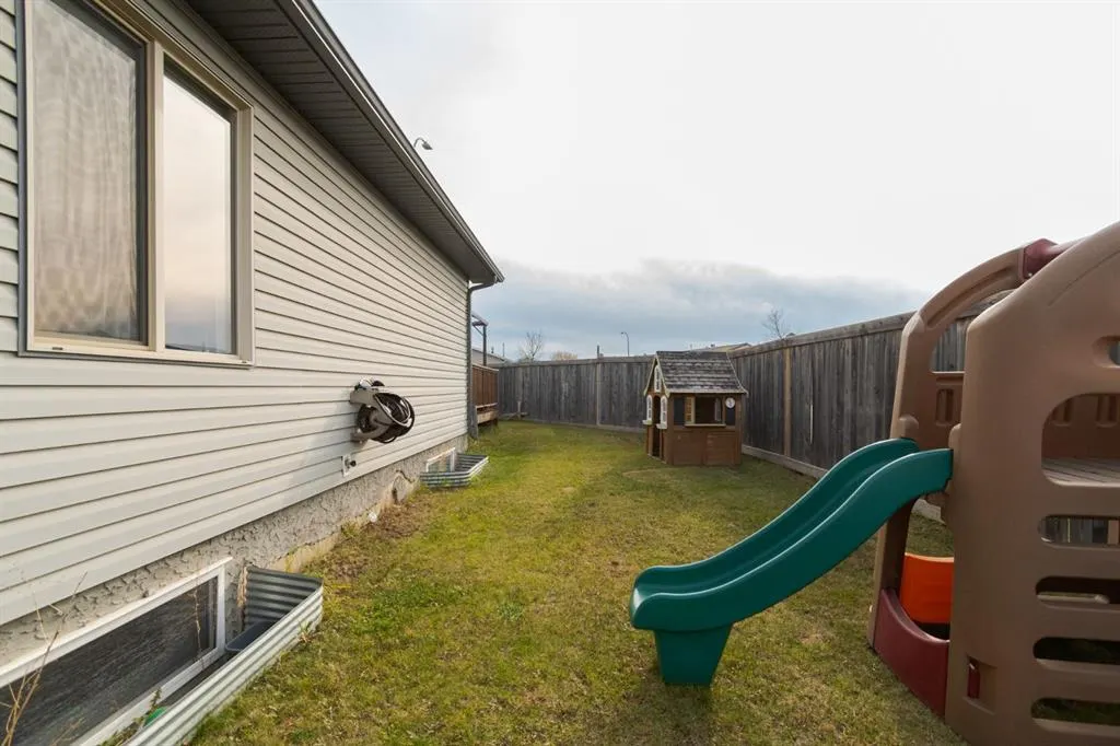 168 Hawthorn Way