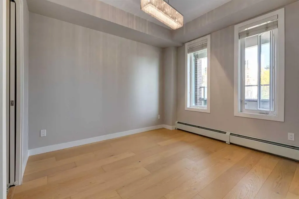 119 19 Street NW, #205