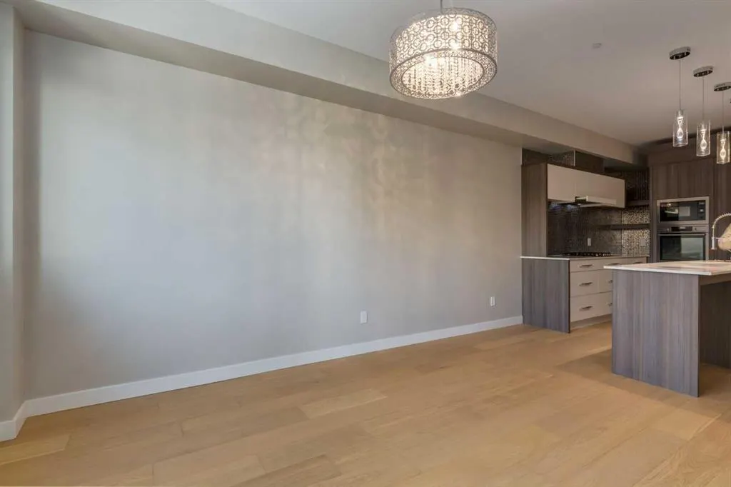 119 19 Street NW, #205