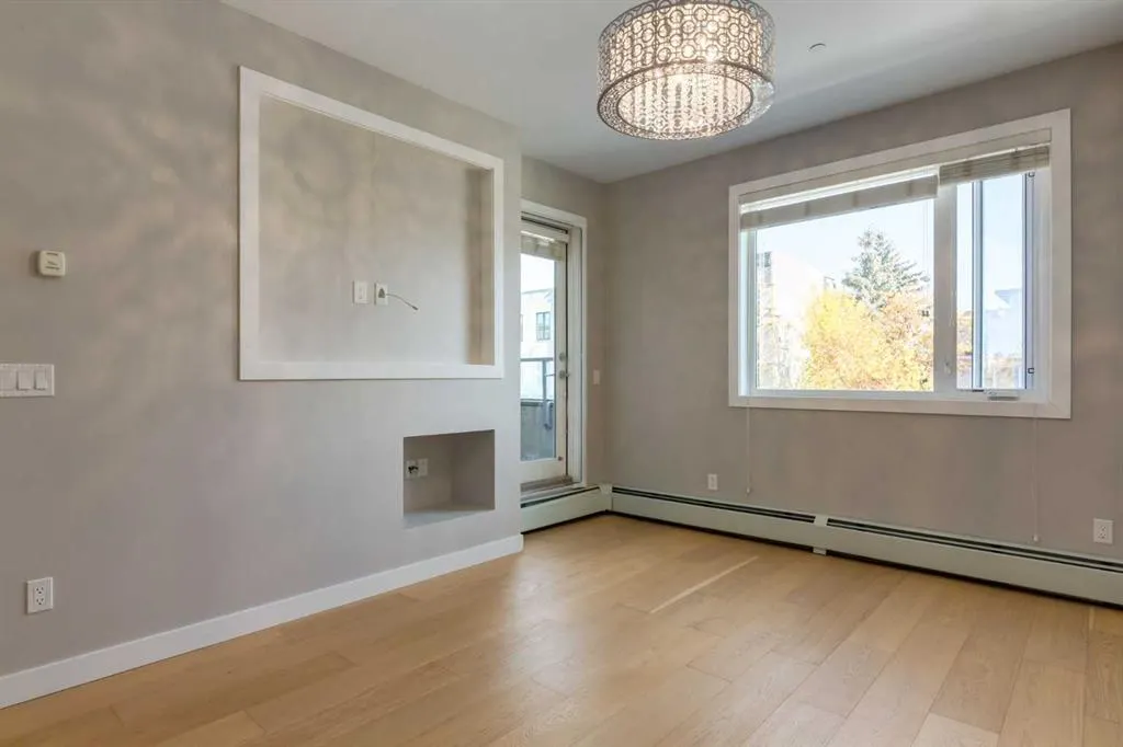 119 19 Street NW, #205