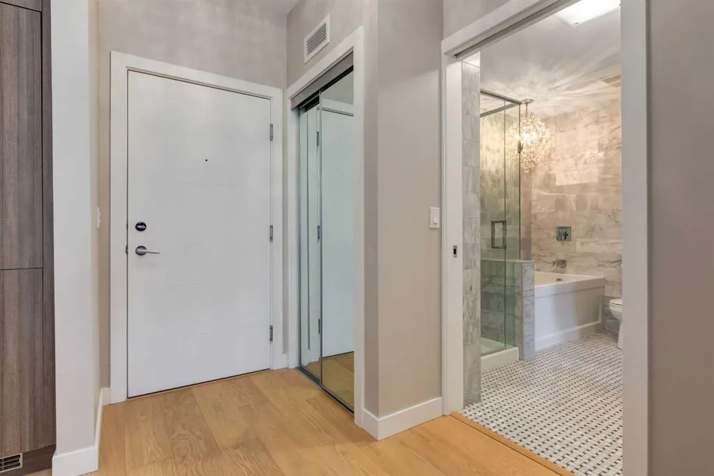 119 19 Street NW, #205