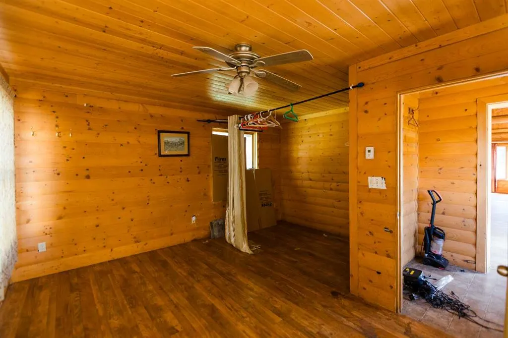 26127 Township Road 414