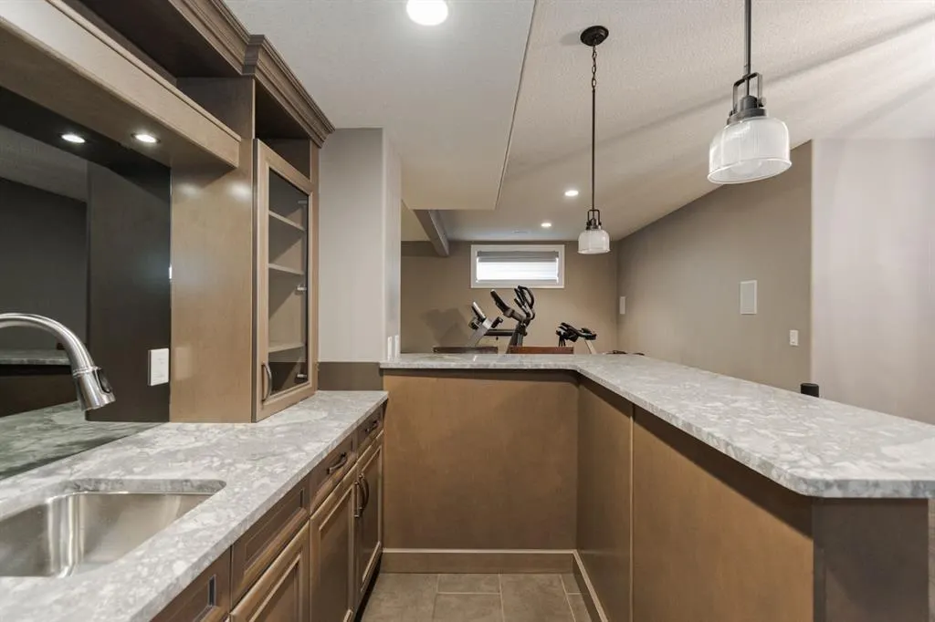 136 Dakin Road