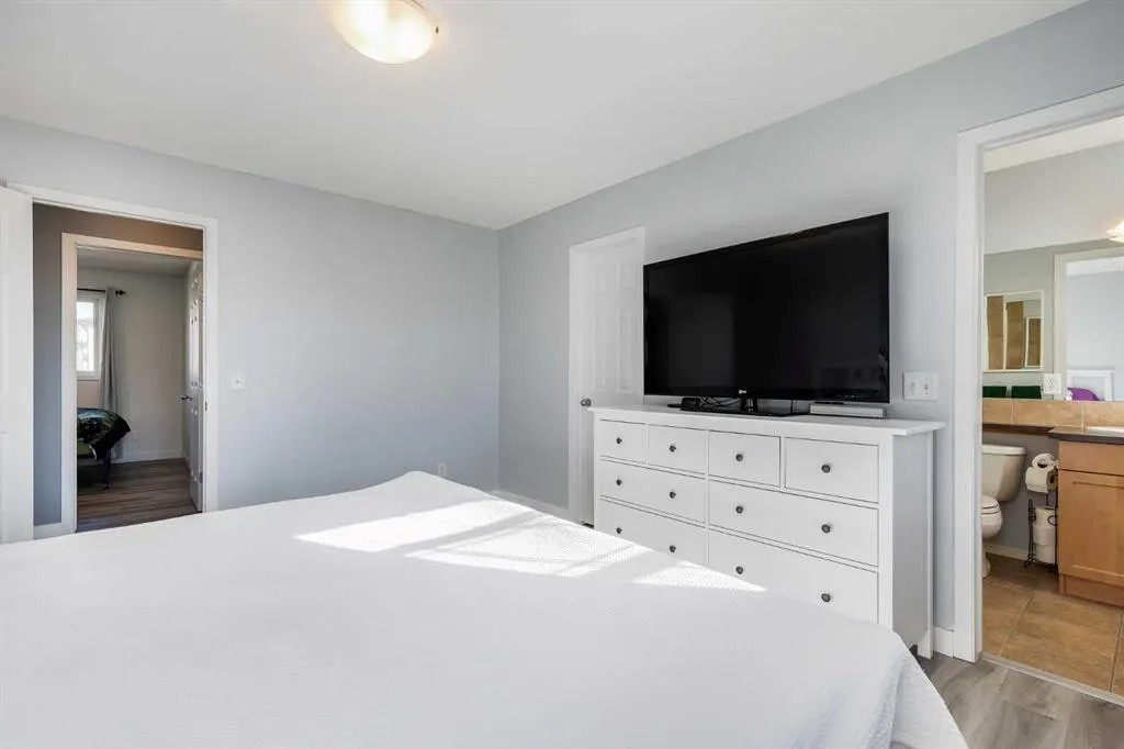2348 Reunion Rise NW