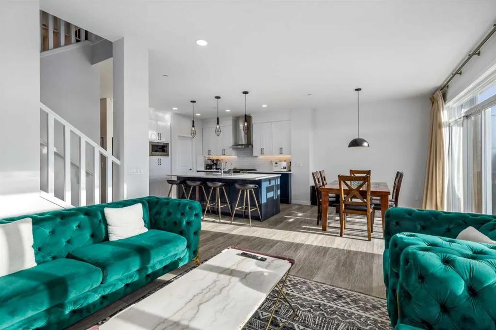 27 Lucas Terrace NW