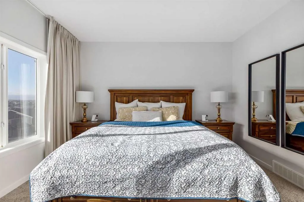 27 Lucas Terrace NW
