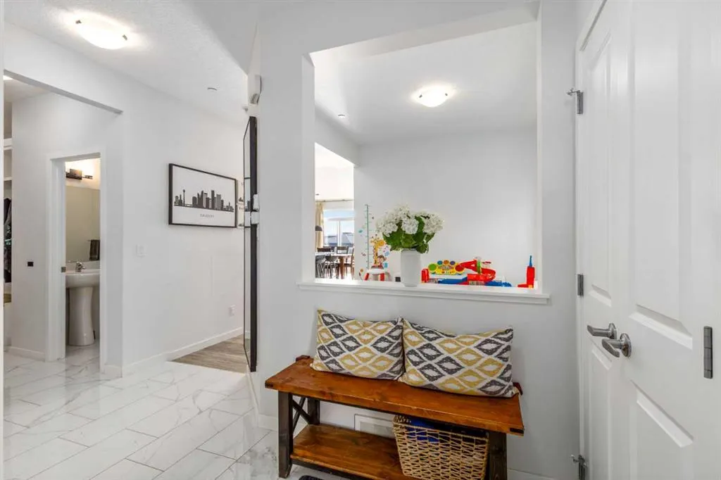 27 Lucas Terrace NW