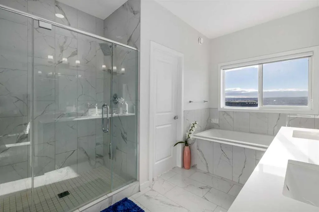 27 Lucas Terrace NW