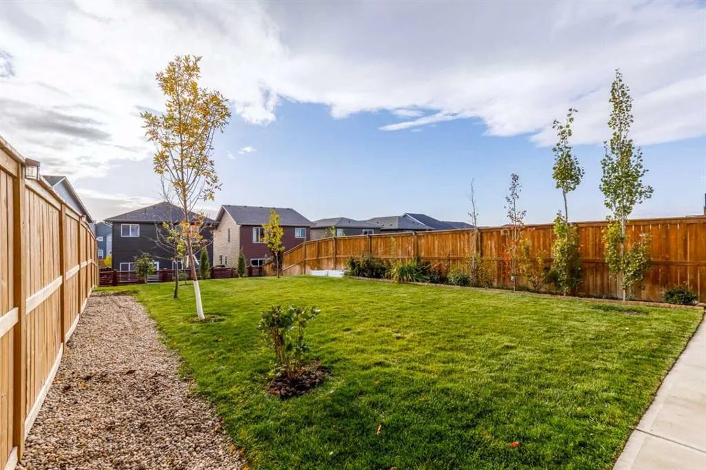 27 Lucas Terrace NW