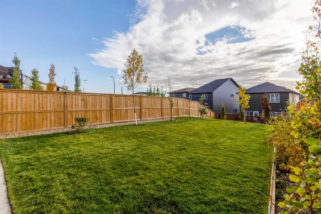 27 Lucas Terrace NW