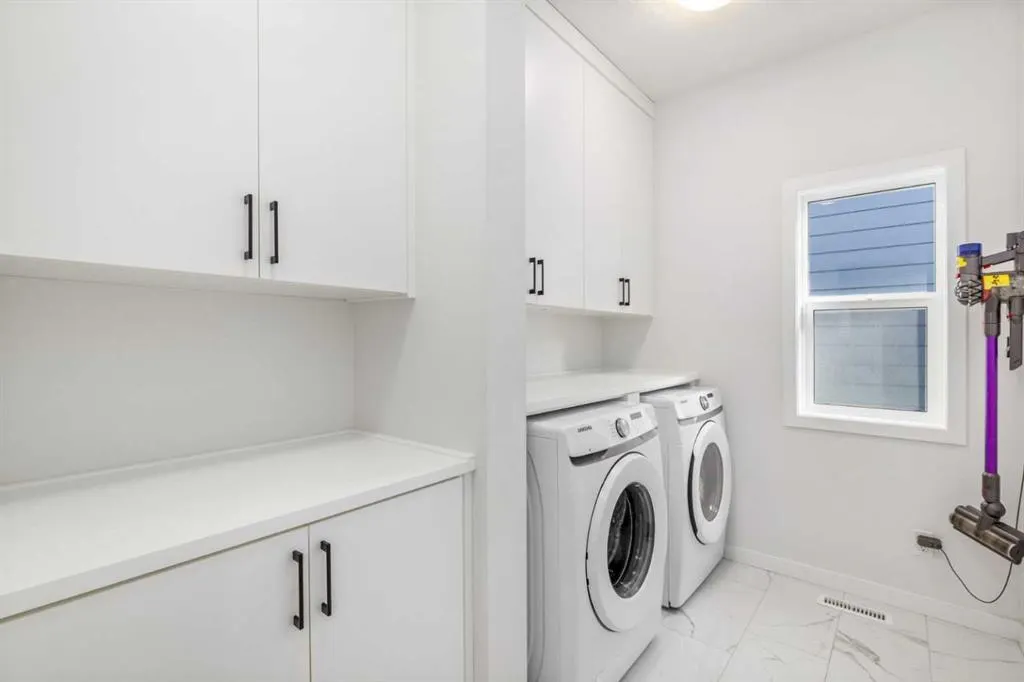 27 Lucas Terrace NW