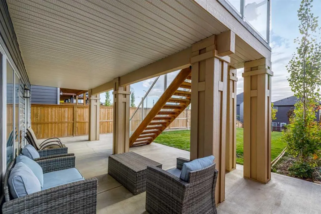 27 Lucas Terrace NW