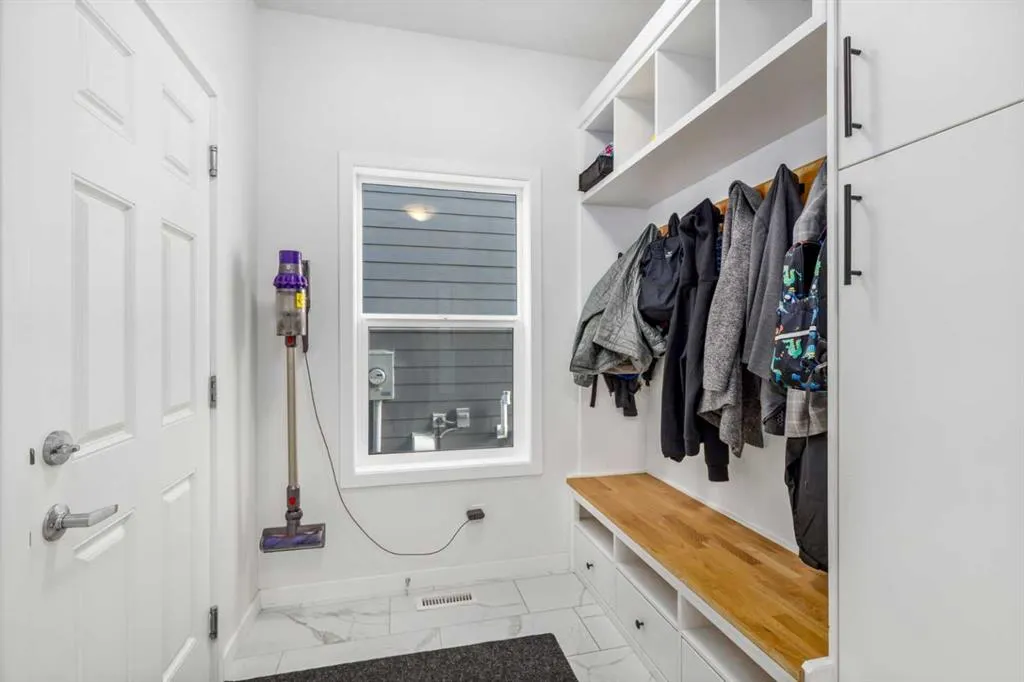 27 Lucas Terrace NW