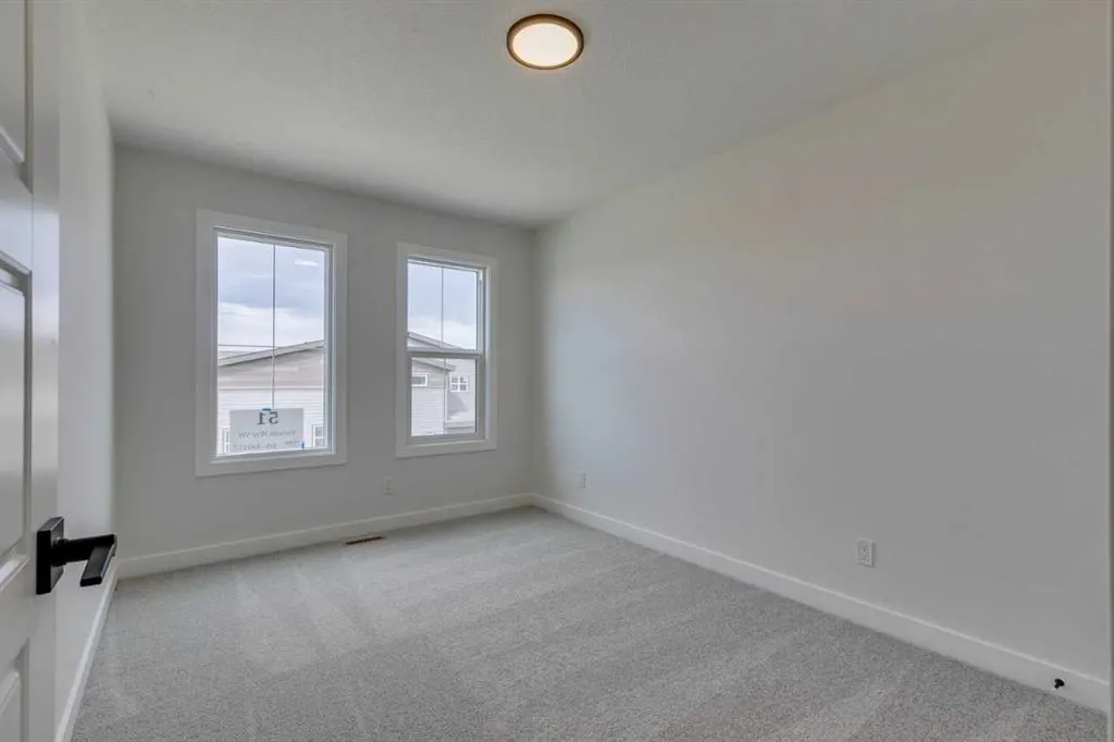 51 Versant Way SW