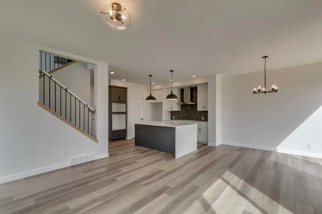 51 Versant Way SW