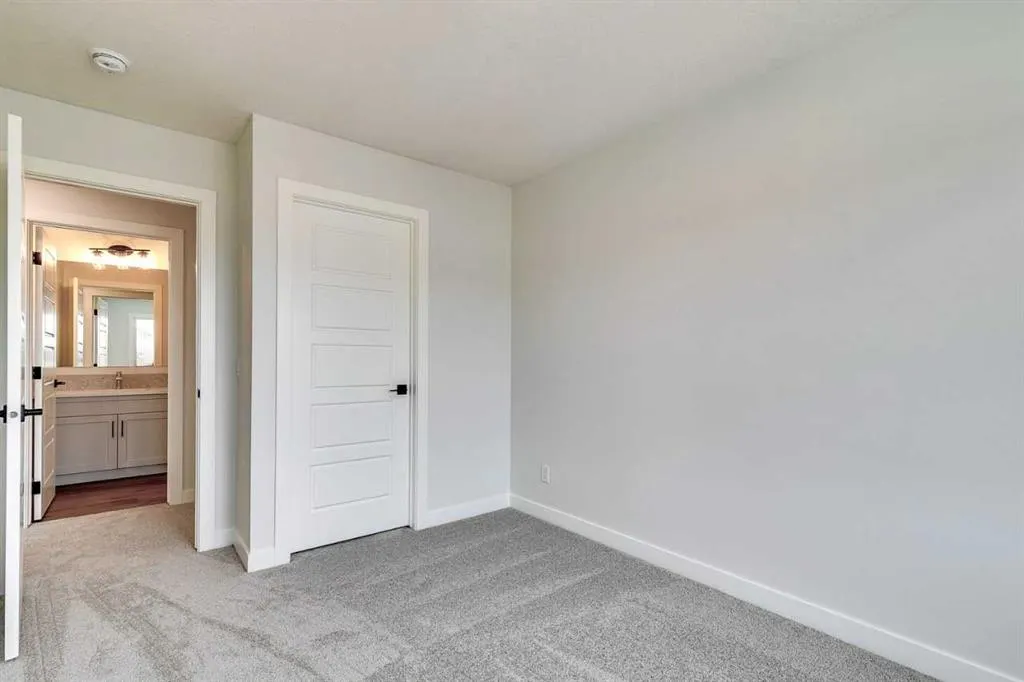 99 Saddlebred Place