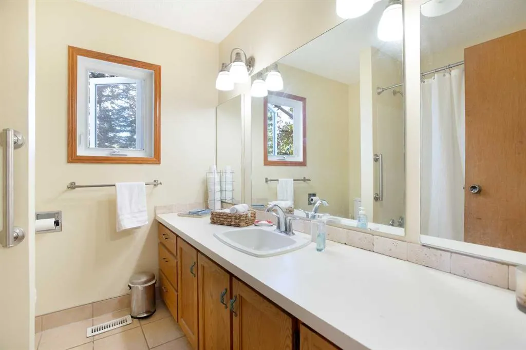 274413 1016 Drive E