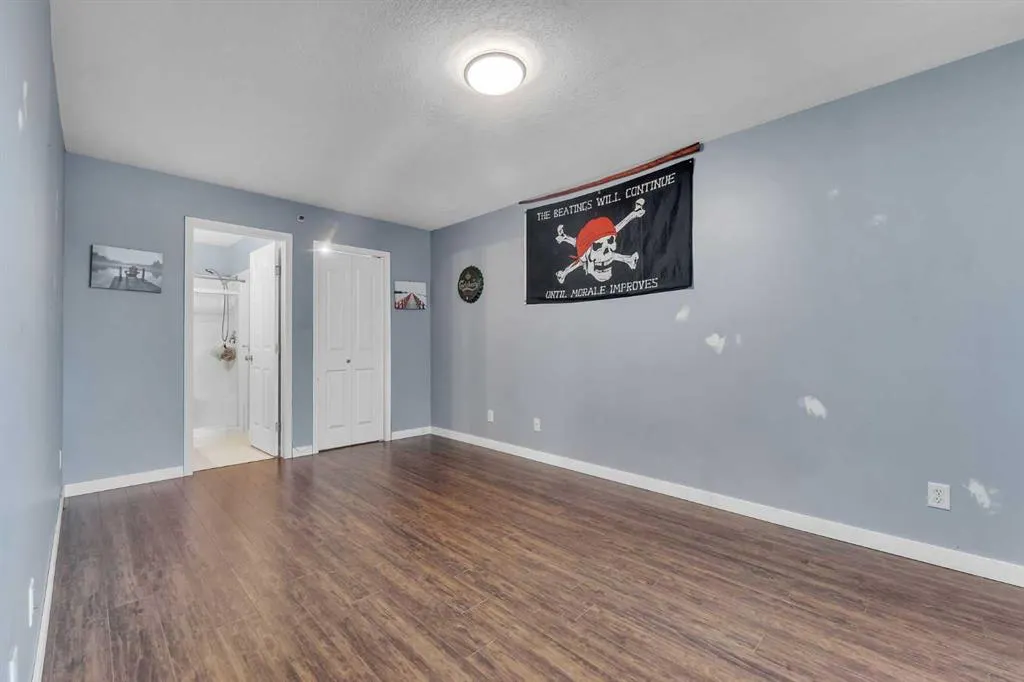 1307 Valleyview Park SE, #307