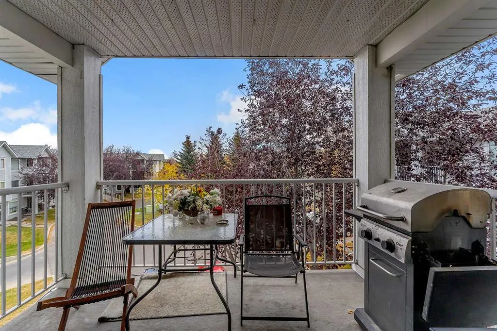 1307 Valleyview Park SE, #307