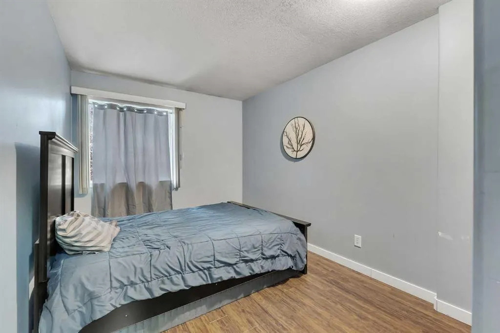1307 Valleyview Park SE, #307