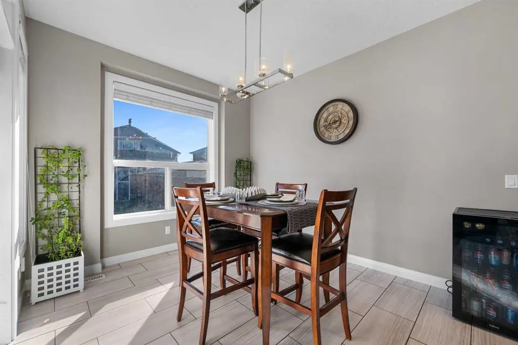 235 Redstone Heights NE