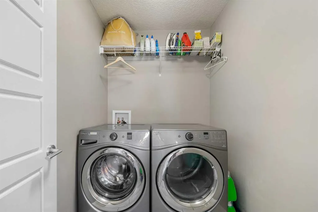 235 Redstone Heights NE