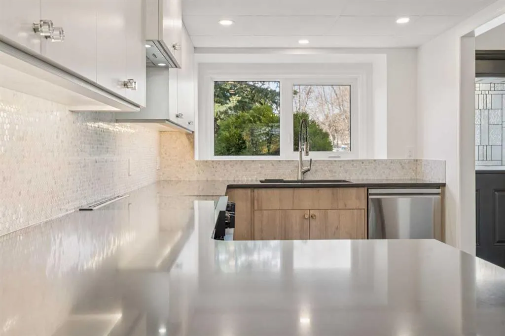 261 Sandringham Road NW