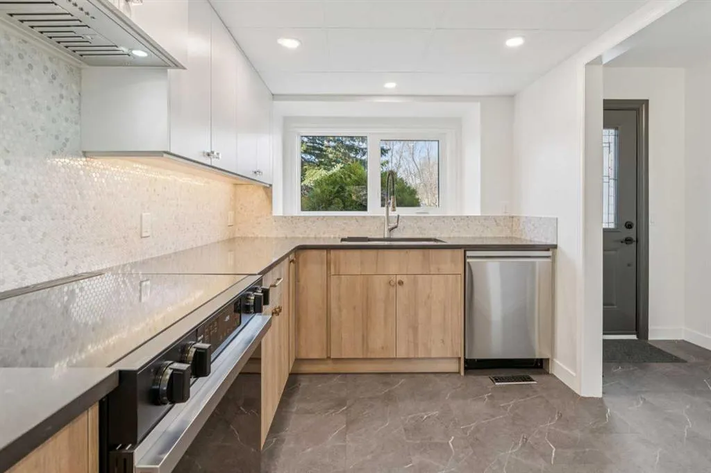 261 Sandringham Road NW