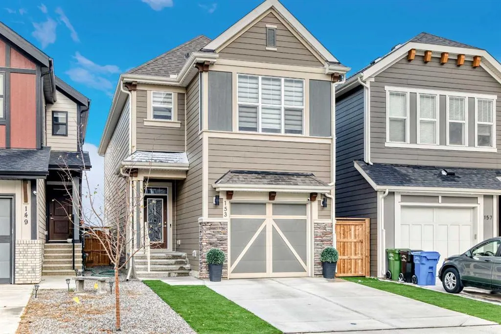 153 Masters Row SE