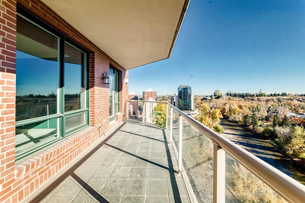 228 26 Avenue SW, #1202