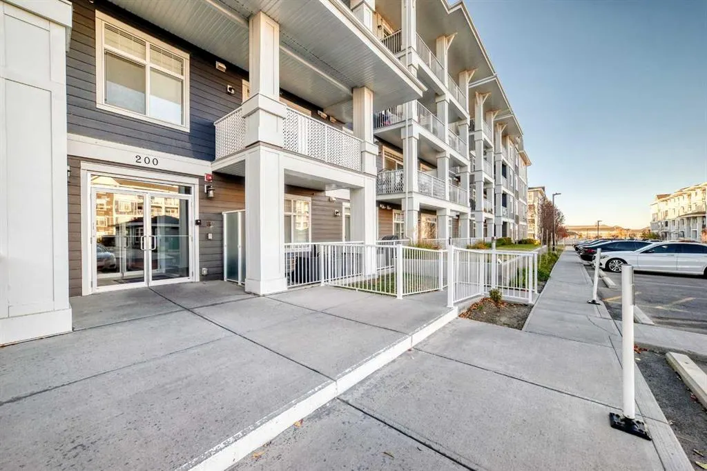 200 Auburn Meadows Common SE, #117