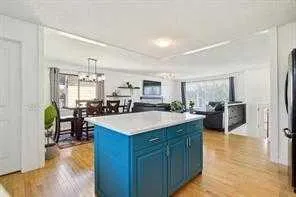 14 Glenhill Crescent