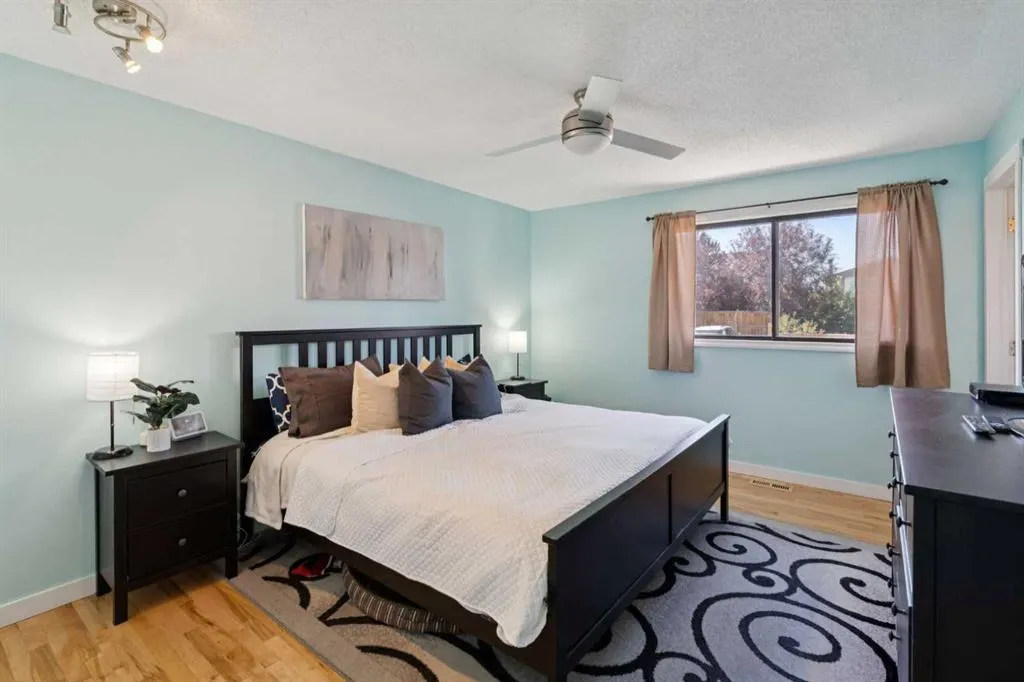 14 Glenhill Crescent