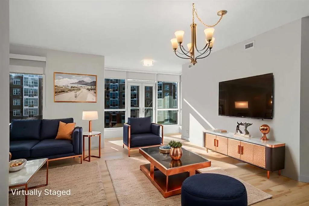 24 Varsity Estates Circle NW, #402