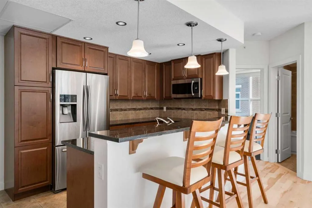 24 Varsity Estates Circle NW, #402