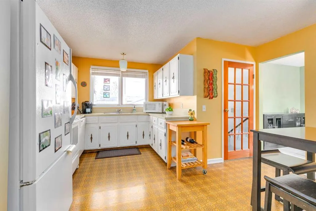 471 Queen Charlotte Road SE