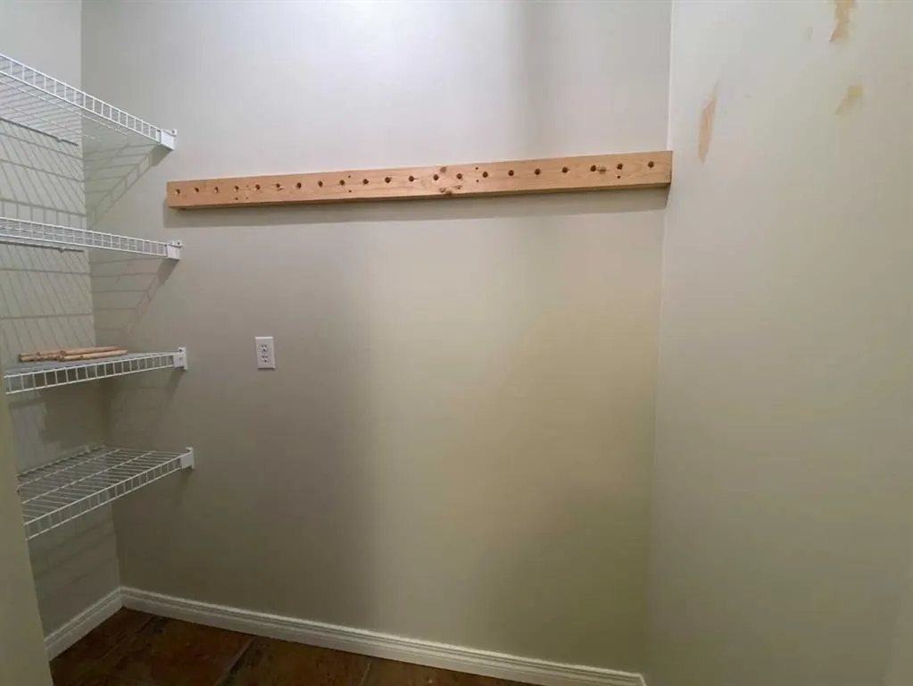 8601 22 Avenue, #411