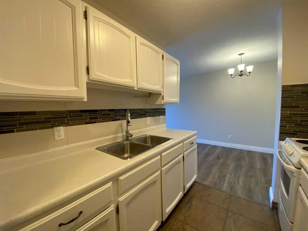 8601 22 Avenue, #411